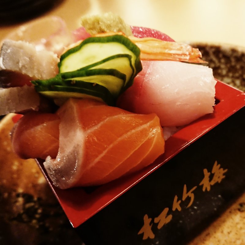 俺の升寿司(中権丸 なんば道頓堀店)