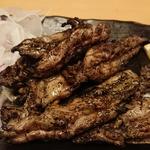 鶏せせりの藁焼き(中権丸 なんば道頓堀店)