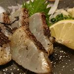 真鯛の藁焼き(中権丸 なんば道頓堀店)