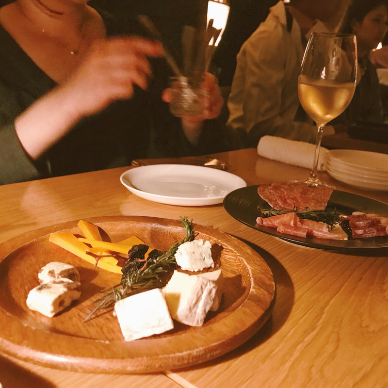 チーズ盛り合わせ(ミニバー （minibar）)