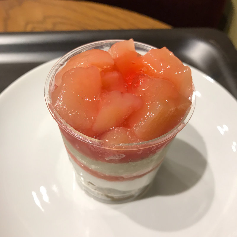 ピーチ&アールグレイケーキカップ(スターバックスコーヒー 千葉センシティタワー店)