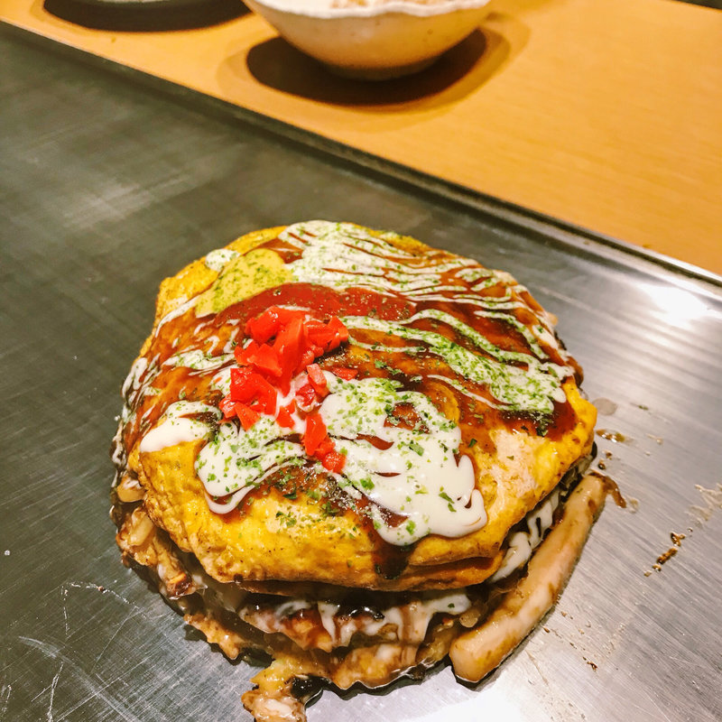 特製モダン焼き(鉄板や 『かんろ』 天六店)