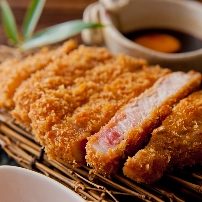 芳寿豚上ロースとんかつ120g(なみなみ 新町店 （ナミナミ）)