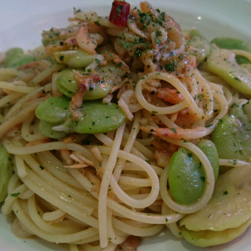 富松一寸豆と桜海老のペペロンチーノ(ベルドゥーラ)