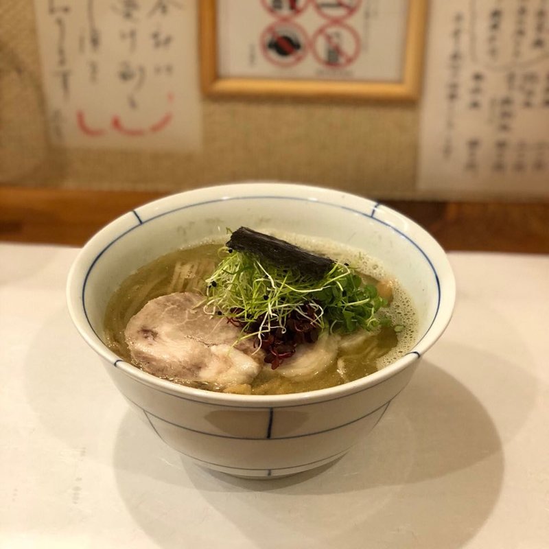 優しい塩煮干し(別邸三く 中華㐂蕎麦 萃)