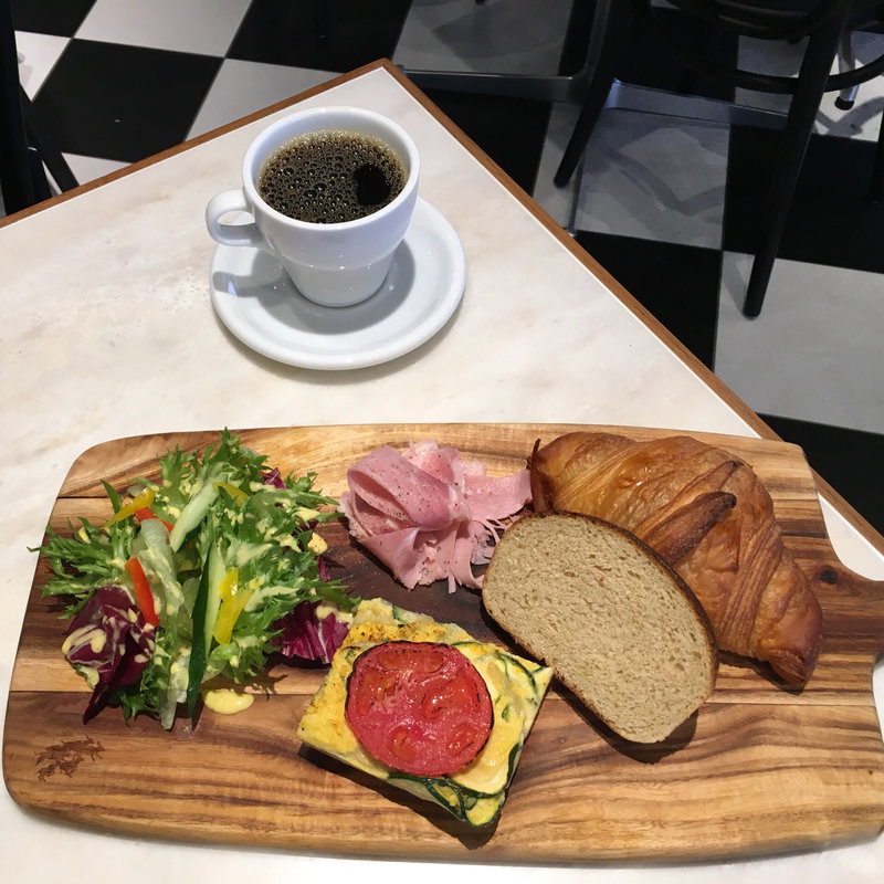 モーニングB(FRANZE & EVANS LONDON 京都三条店 )