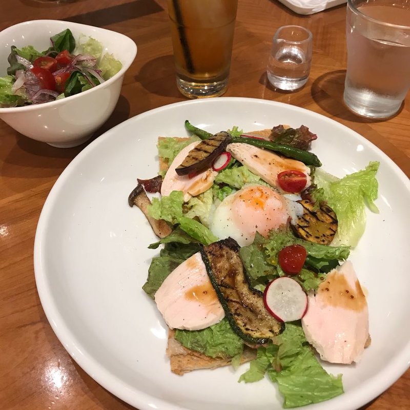 スモークチキンとグリル野菜(CREPERIE Le Beurre Noisette（クレープリー ル ブール ノワゼット）)