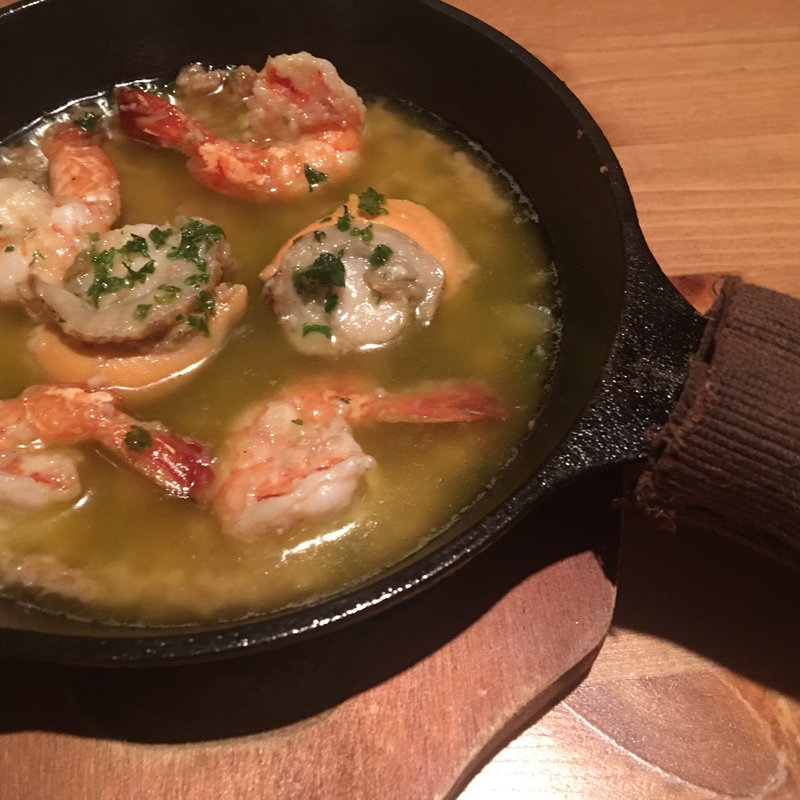 海老とホタテのアヒージョ(Dining Toride 鳥栖店 （ダイニングトリデ）)