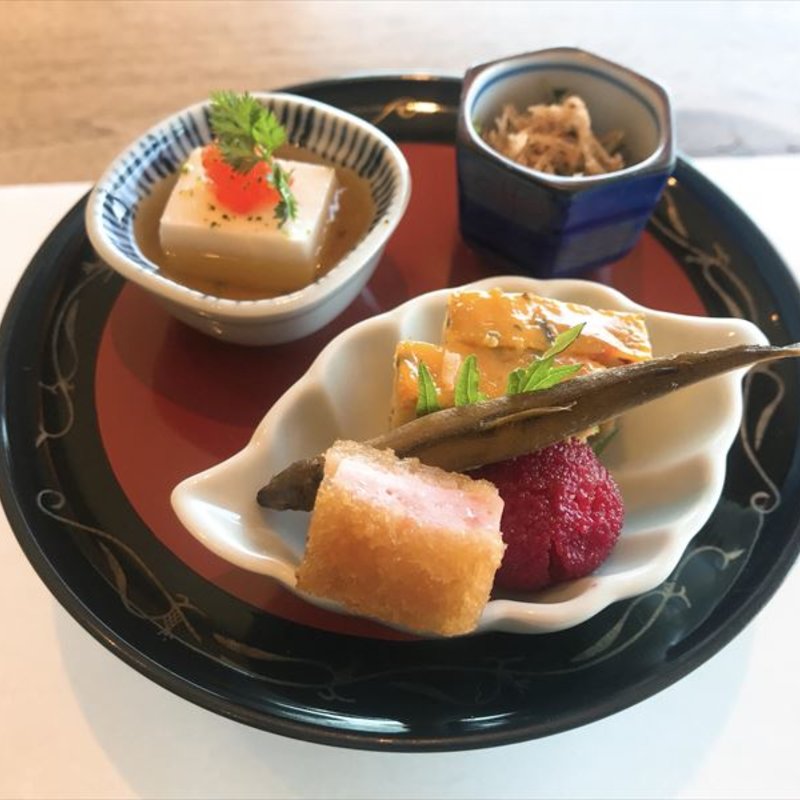 昼の懐石コース(楽待庵)