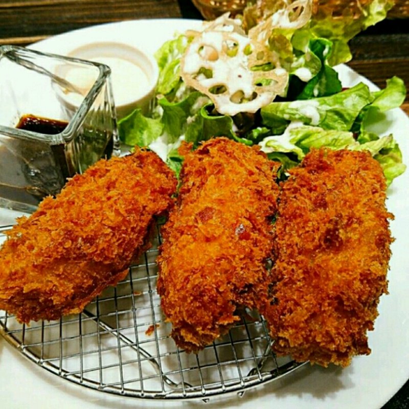 牡蠣フライ(ウォーターグリルキッチンＫＩＴＴＥ博多店)