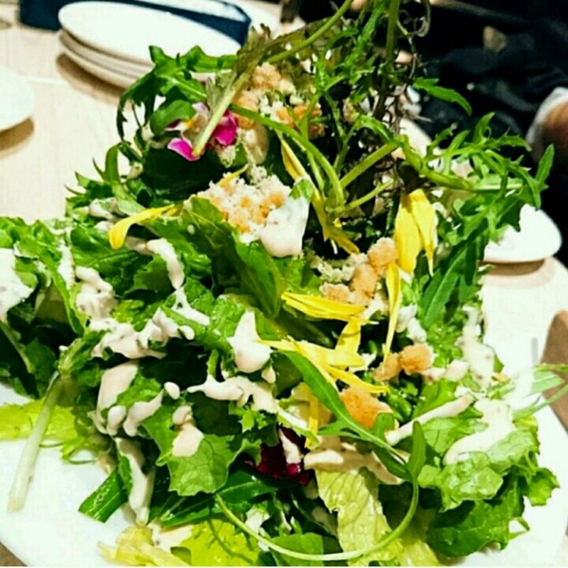 俺んちサラダ(俺のフレンチ 博多)