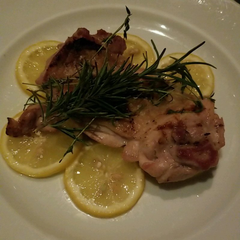 鶏もも肉

レモングリルハーブソテー

(マーサーブランチ)