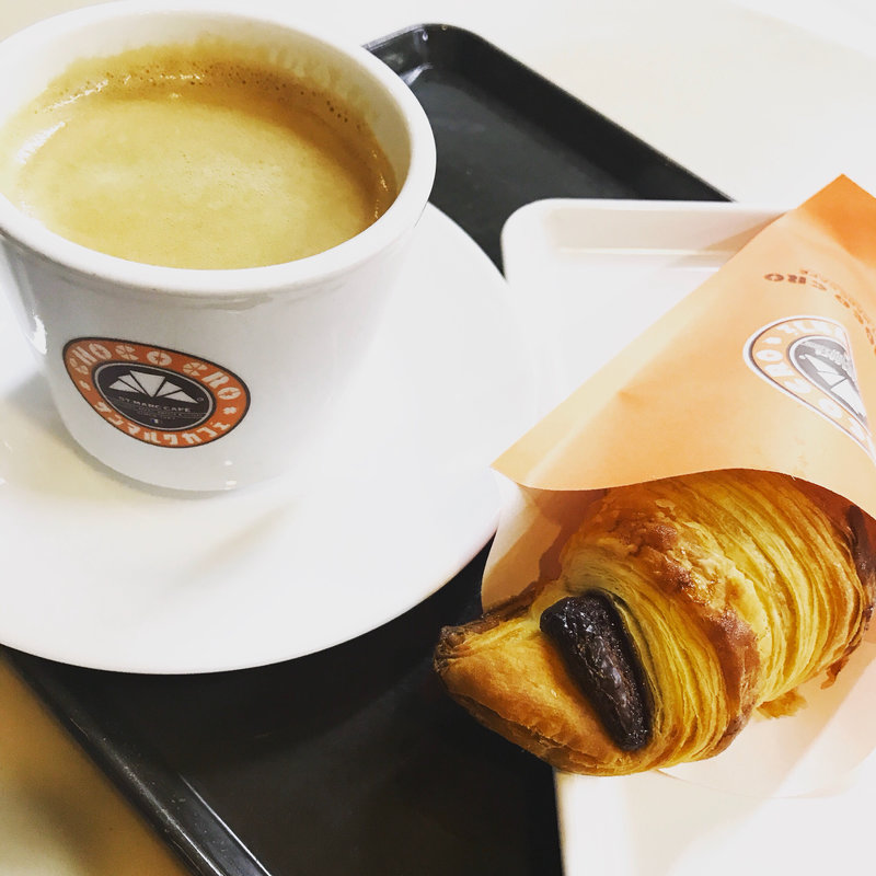 チョコクロ＆ブレンドコーヒー(サンマルクカフェ 代々木上原店)