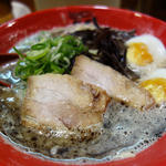 黒とんこつとろとろ半熟玉子(博多新風 高宮本店)