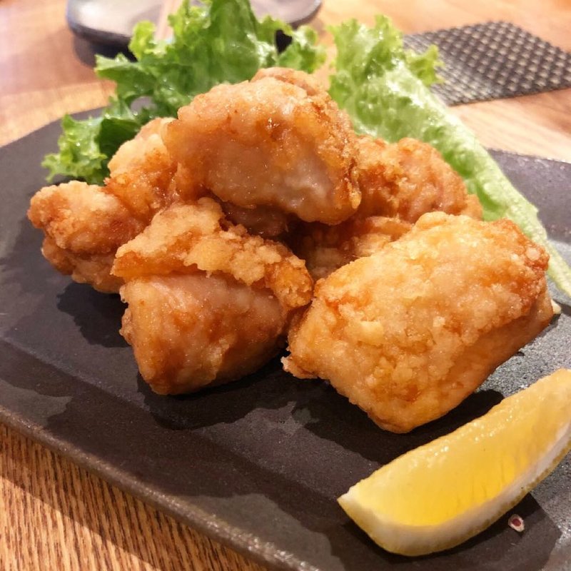 唐揚げ(炭火串焼とりと 河原町三条店)