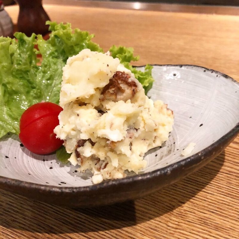 ポテトサラダ(炭火串焼とりと 河原町三条店)