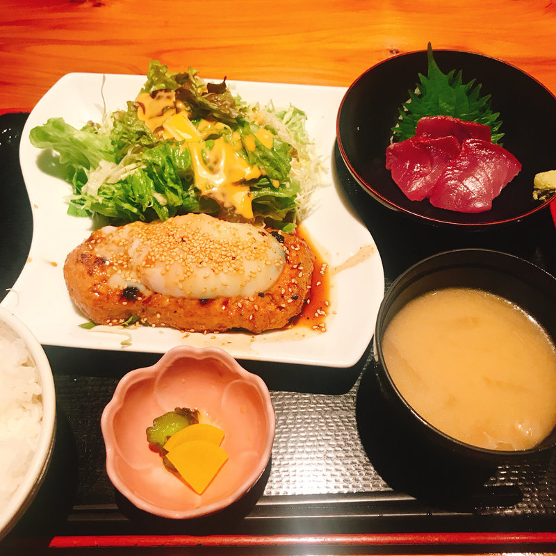 鶏つくね定食(瀬戸内水軍 田町三田本店)