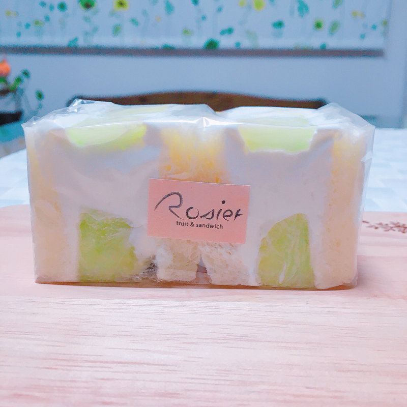 静岡県産マスクメロンサンド(Rosier （ロジエ）)