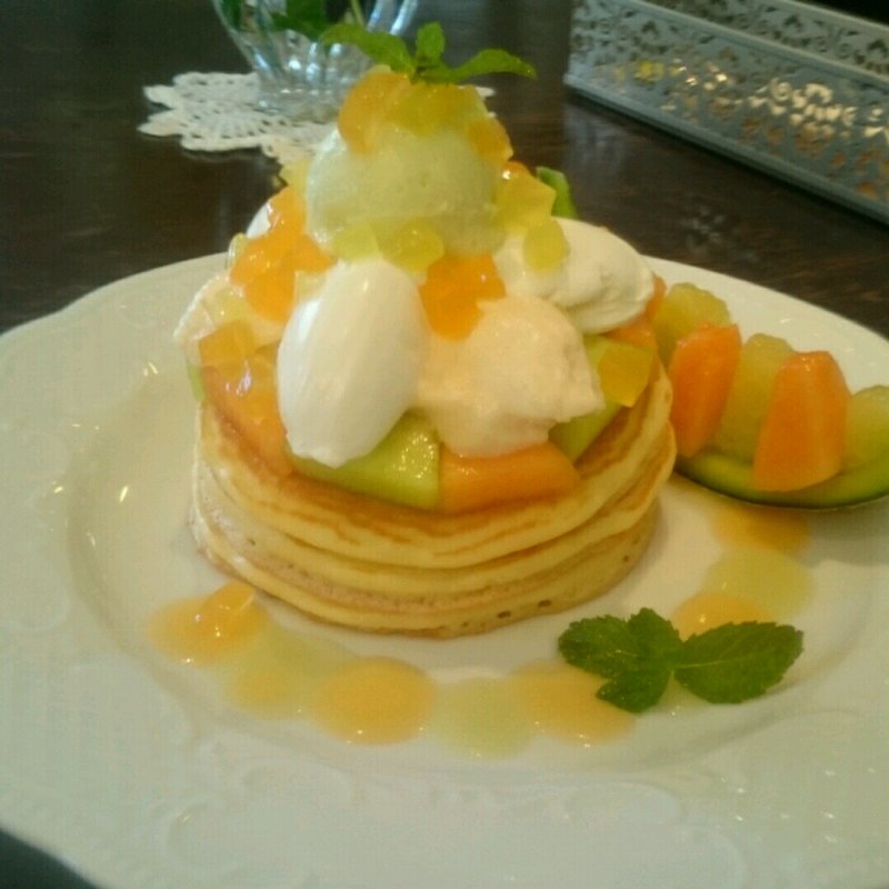 2色メロンのパンケーキ(カフェ アンジェ)