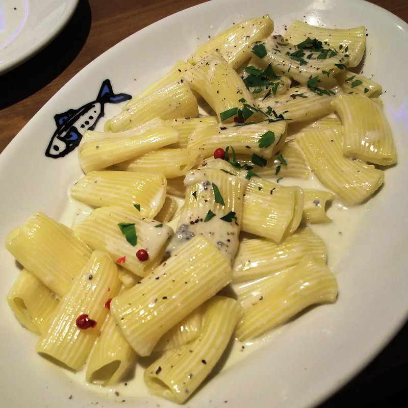 ゴルゴンゾーラ（リガトーニ）(トラットリア・レ・サルデ)