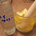 氷結レモンサワー(天ぷらとワイン からり。武蔵小杉店)