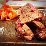 おまかせ肉盛り(M.E.S. Cafe & Bar)