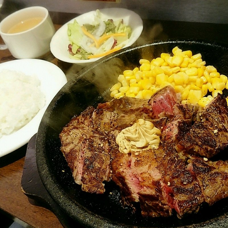 ワイルドステーキ 300g(いきなりステーキ 福岡天神店)