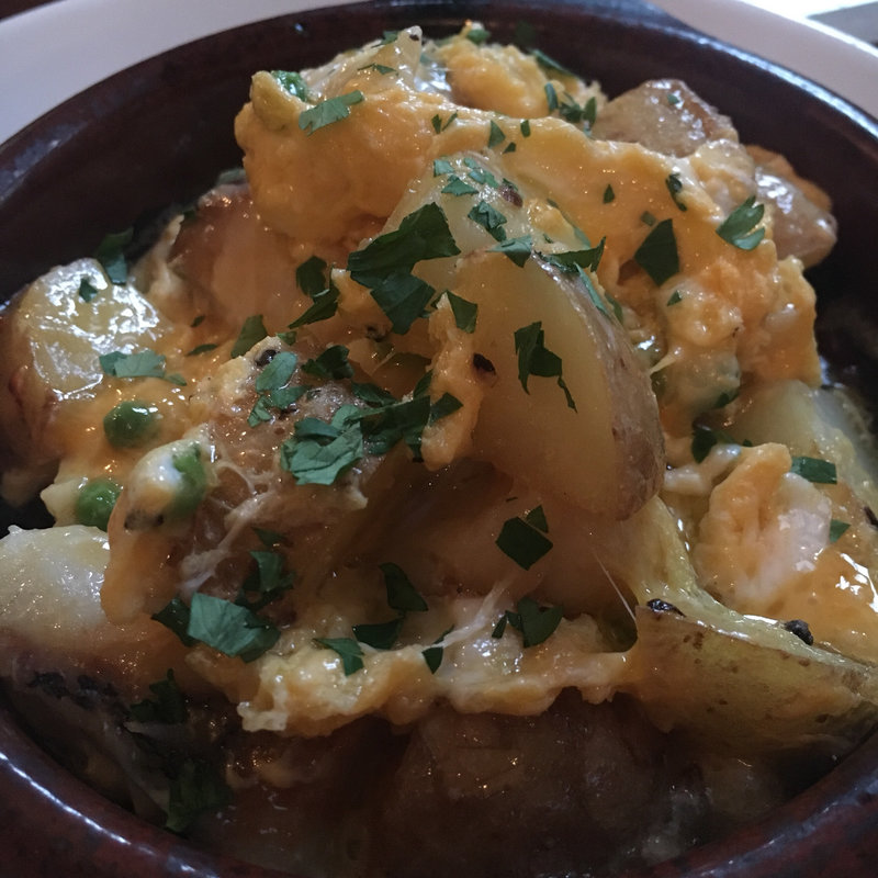 塩だらとじゃがいものスクランブルエッグ(バル・エンリケ)