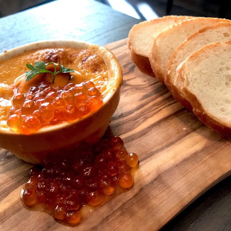 こぼれイクラの雲丹グラタン(wine&cheese bonheur ボヌール)