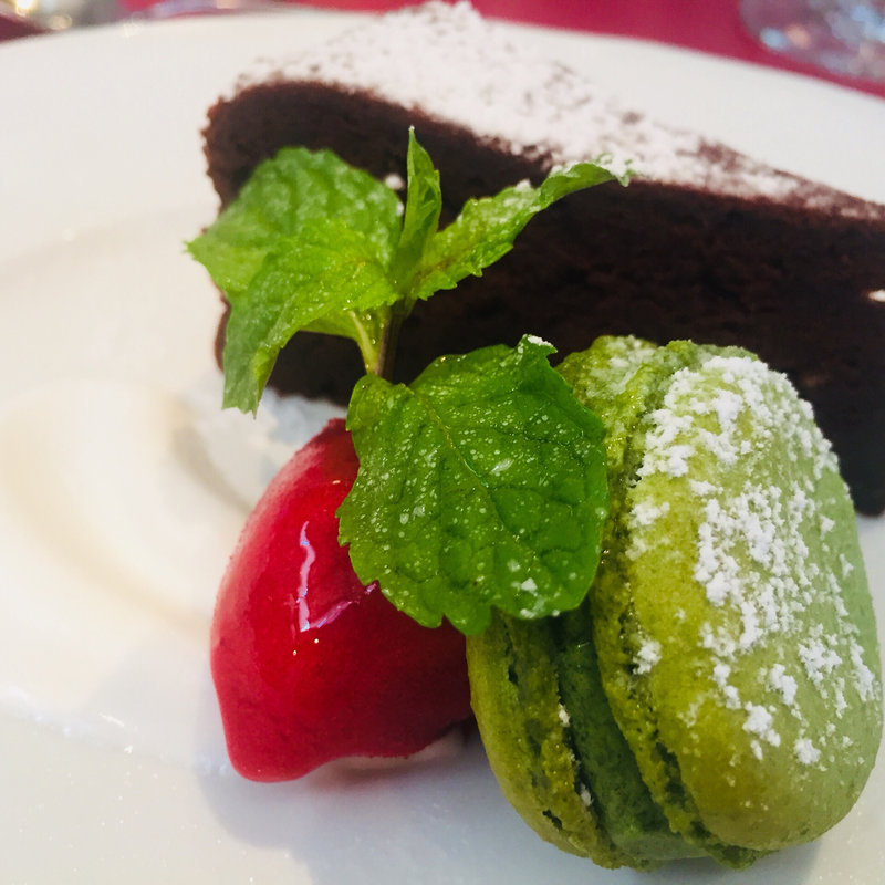 ガトーショコラ(西洋料理とワインの店 巴里市場 （パリイチバ）)