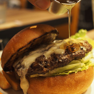 ゴルゴンゾーラバーガー(ザ ブッチャー （THE BUTCHER）)