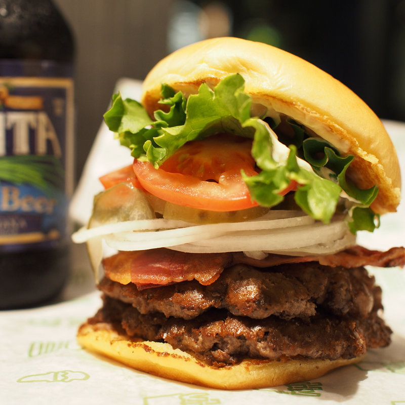 ハンバーガーw(ベーコントッピング)(シェイクシャック阪神梅田本店)