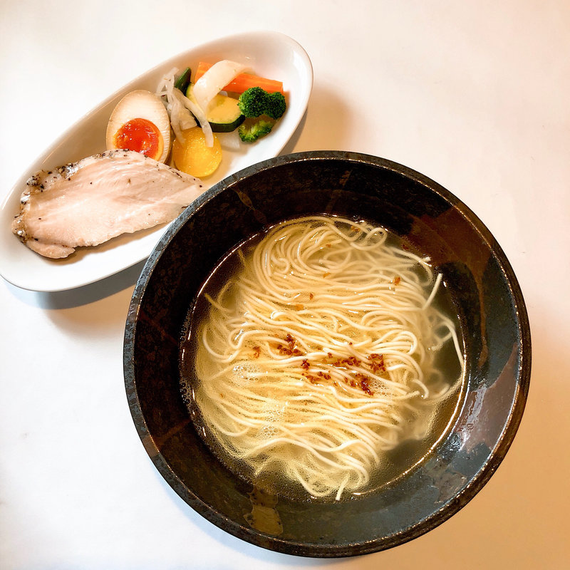 塩ラーメン(Aux Gourmands (オー・グルマン))