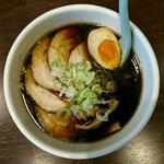 黒醤油チャーシュー麺(一力亭)