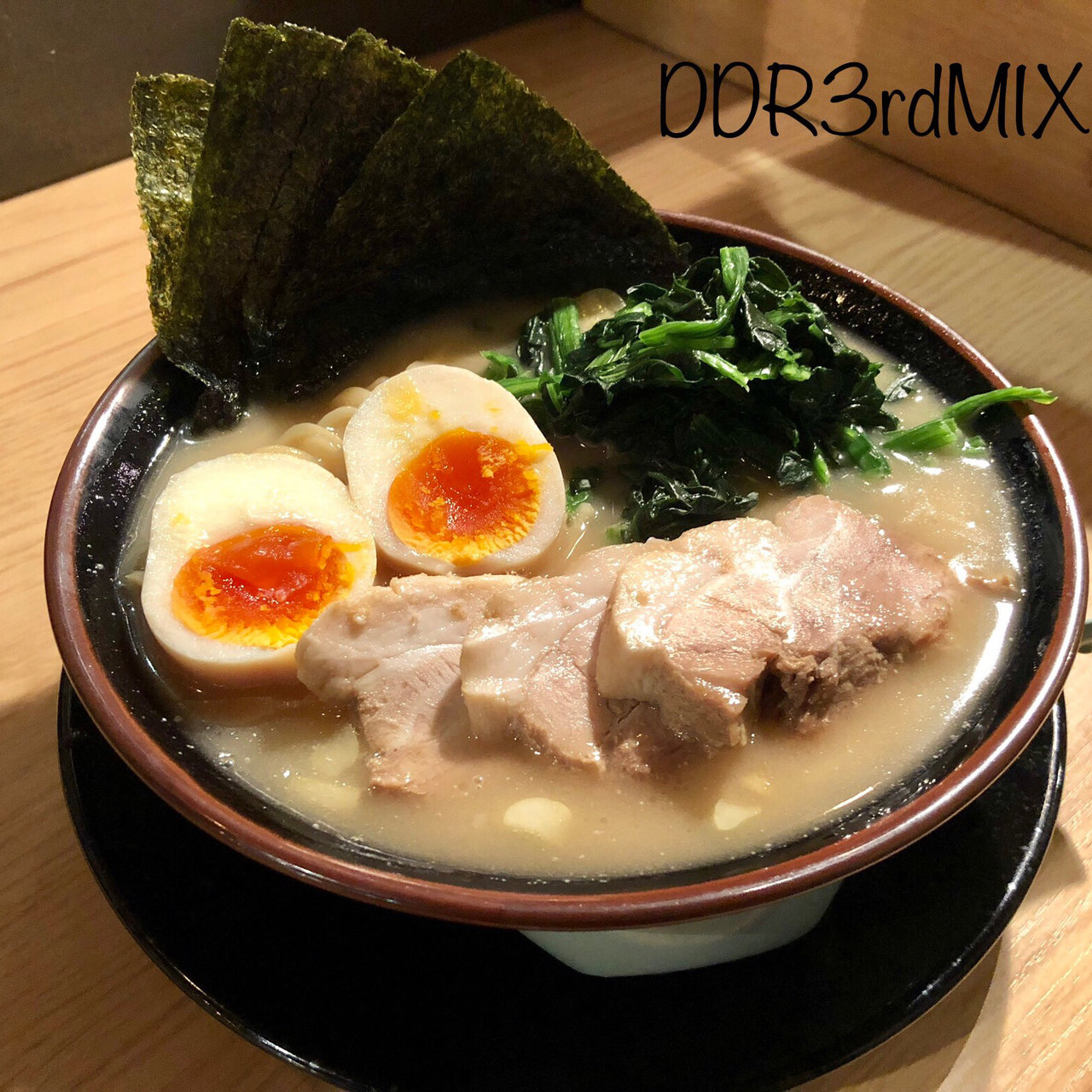 豚骨醤油ラーメン 全部のせ オリオン餃子 本店 の口コミ一覧 おいしい一皿が集まるグルメコミュニティサービス Sarah