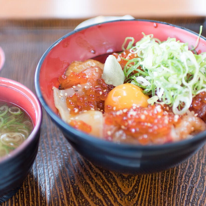 海鮮漬け丼(海鮮ダイニング 丼)