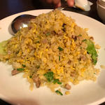 チャーシューとレタス炒飯(桃花)