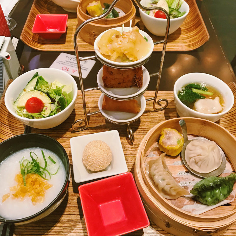 李さんの飲茶と中華粥のセット(荘園中華と飲茶　リー ツァン ティン  （Lei can ting）)