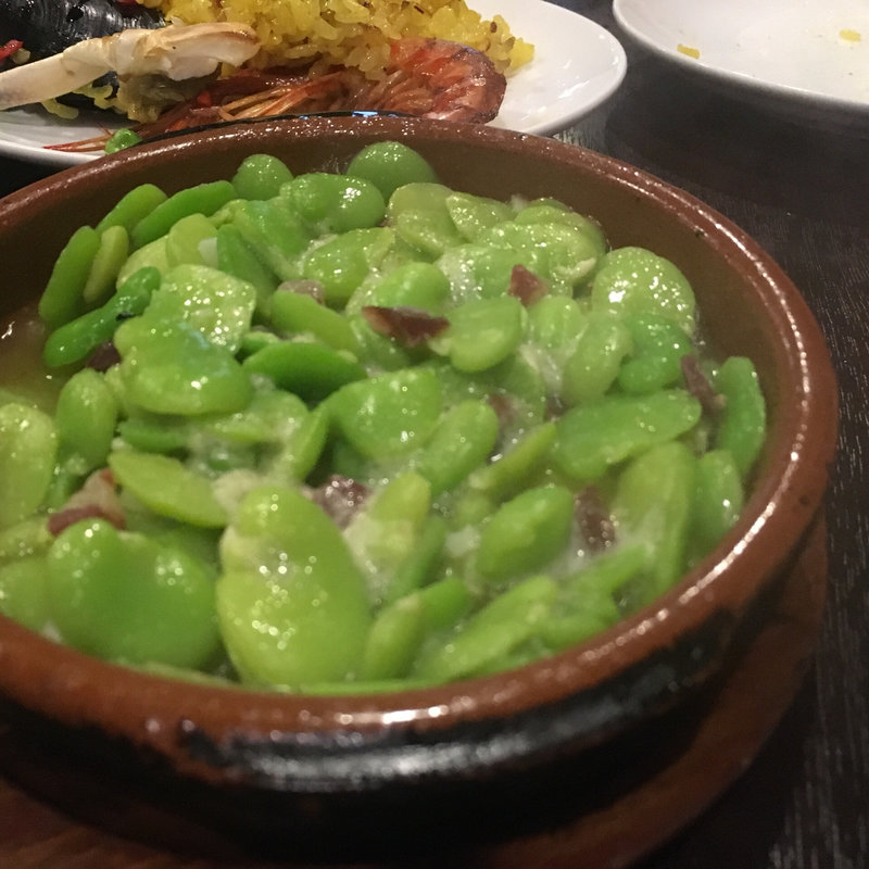 そら豆のアヒージョ(エル ペスカドール)