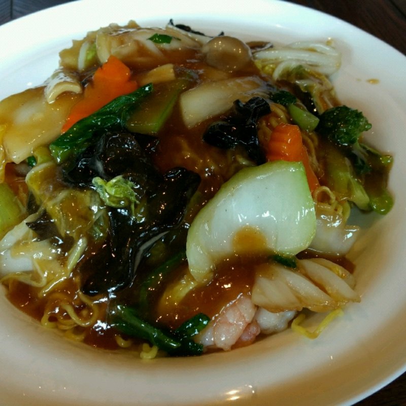 五目焼きそば(中華料理 頤和園（いわえん）天神店)