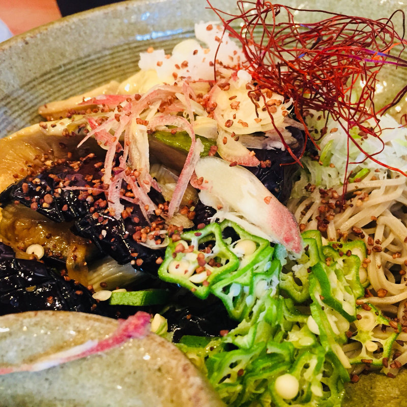 季節の蕎麦（揚げ茄子）(手打蕎麦　ばんしゃ )