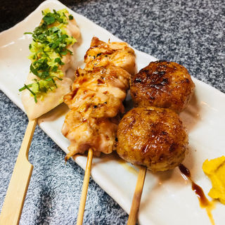 やきとり(焼鳥鳥兆 （やきとりとりちょう）)