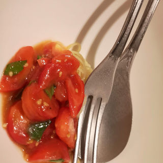 高知産徳谷トマトの冷製カッペリーニ(TEST KITCHEN H)