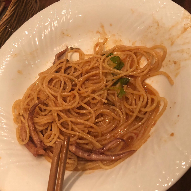 いかの肝とアンチョビバターのパスタ(炉端イタリアン ICORIBI 堂島)