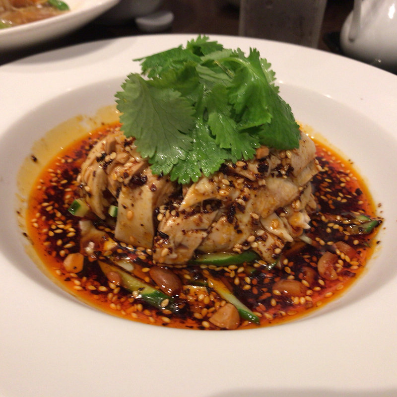 四川名菜 よだれ鶏 中皿(四川料理　天華 )