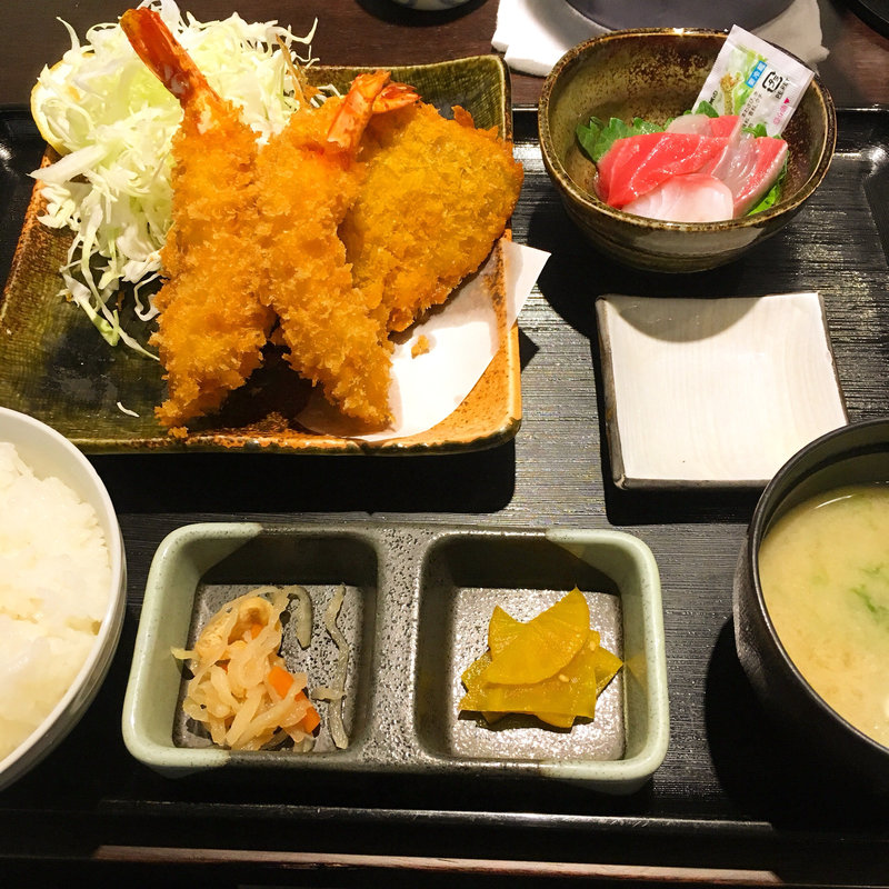 ミックスフライ定食(高はし)