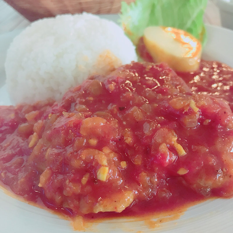 若鶏のスパイシートマトソース煮込み(ミラフローレス 渋谷スペイン坂店)