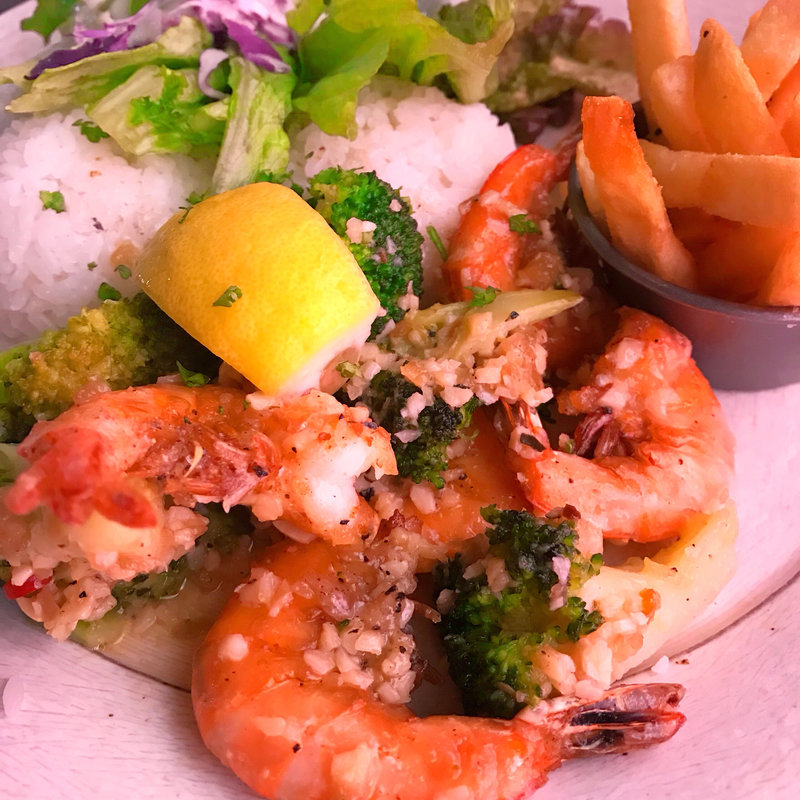 ガーリックシュリンププレート(01 CAFE ゼロワンカフェ 町田)