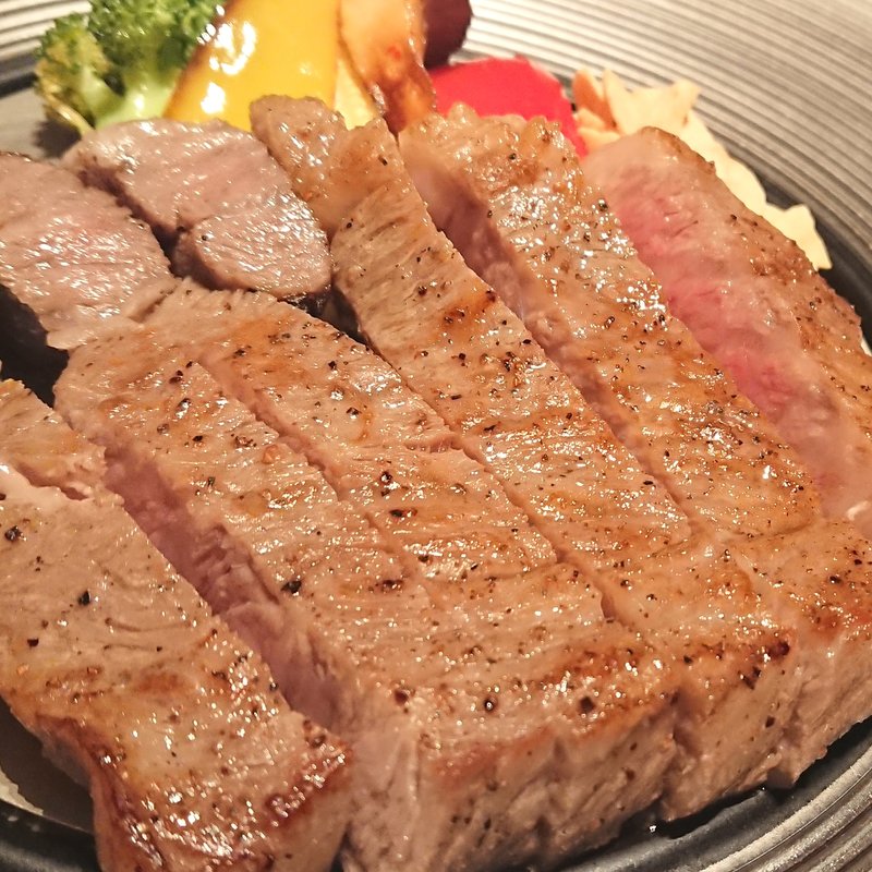 鹿児島黒牛サーロインステーキ(華蓮 大阪心斎橋店)