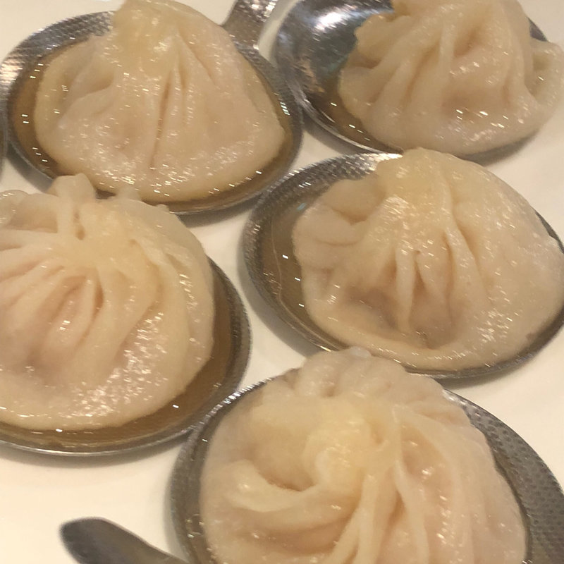 スープたっぷり小籠包(本格 中華料理 陳家私菜 赤坂1号店)